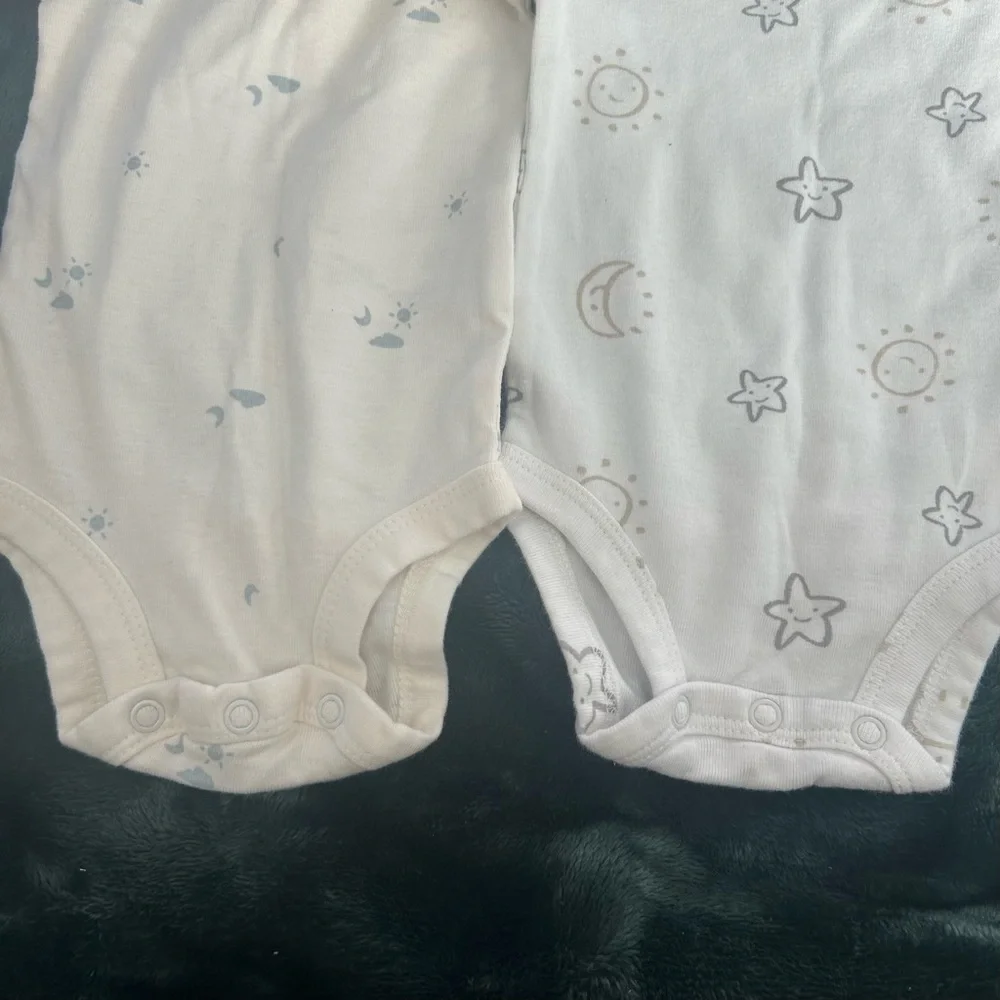 NWOT Carters 3M Adorable Cream and White Star & Moon Long Sleeve Baby Onesies